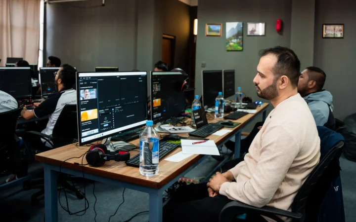 How to Choose the Perfect Secondary Monitor for Your Video Editing Suite
